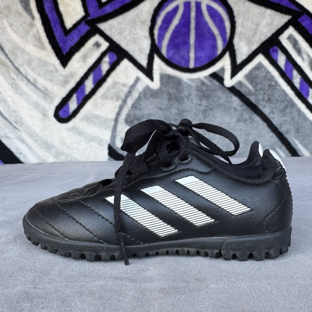 Size 10.5k - Adidas Goletto VIII Turf Jr. Soccer Cleats GY5781